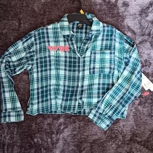 NWT Stranger Things "Hawkins Hitmaker" Crop Flannel Teal Plaid Top Womens Size:L
